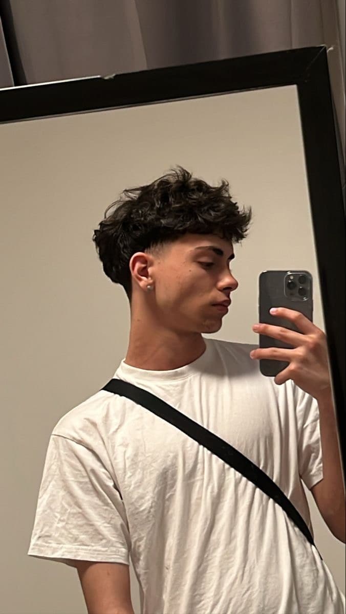 Lisandru - Rencontre Asiatique à Blatten (Lötschen) Profil de Lisandru, 26 ans, Rencontre Asiatique à Blatten (Lötschen) (Valais)