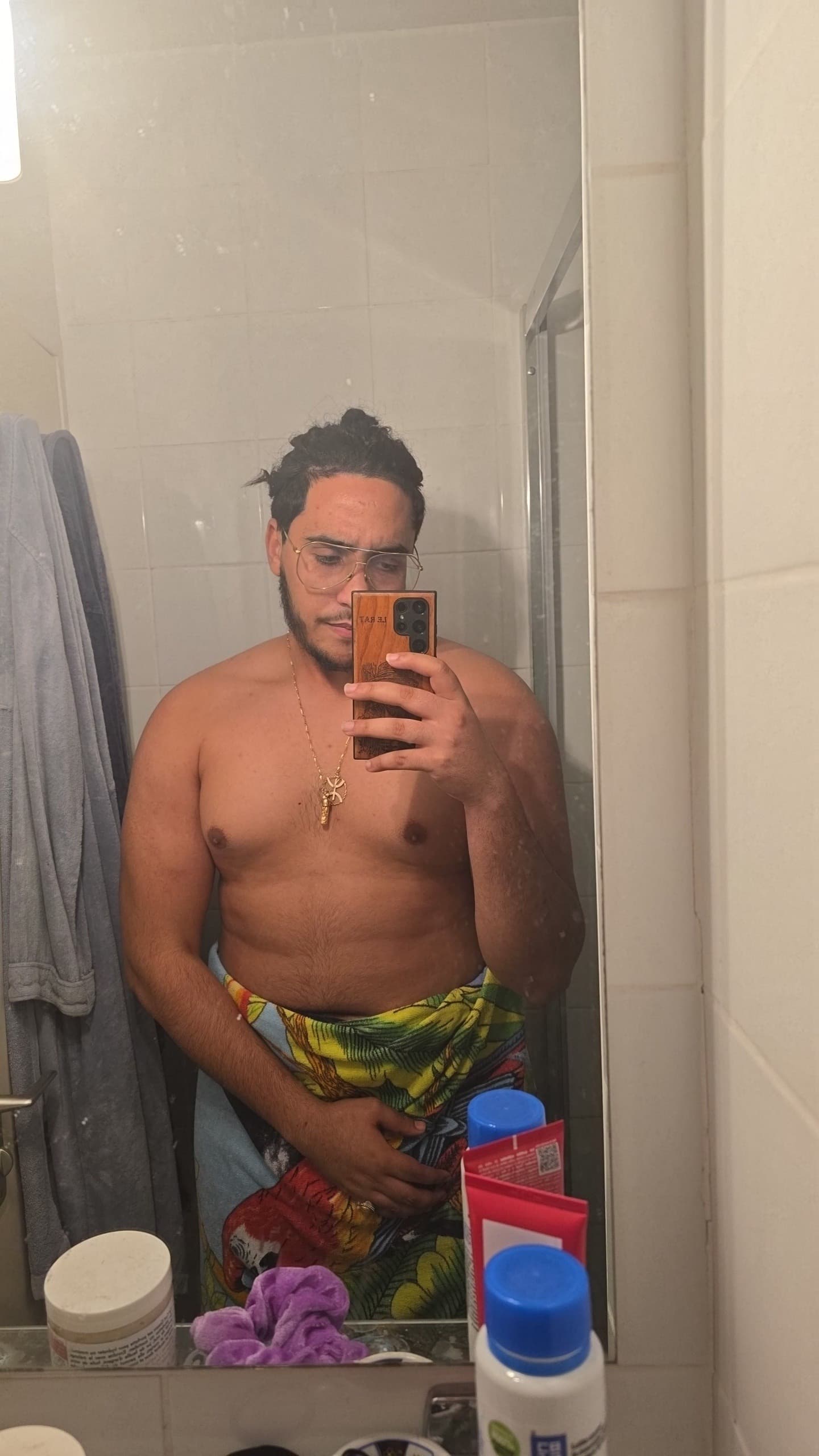 Lyes - Rencontre Asiatique à Bignasco Profil de Lyes, 31 ans, Rencontre Asiatique à Bignasco (Tessin)