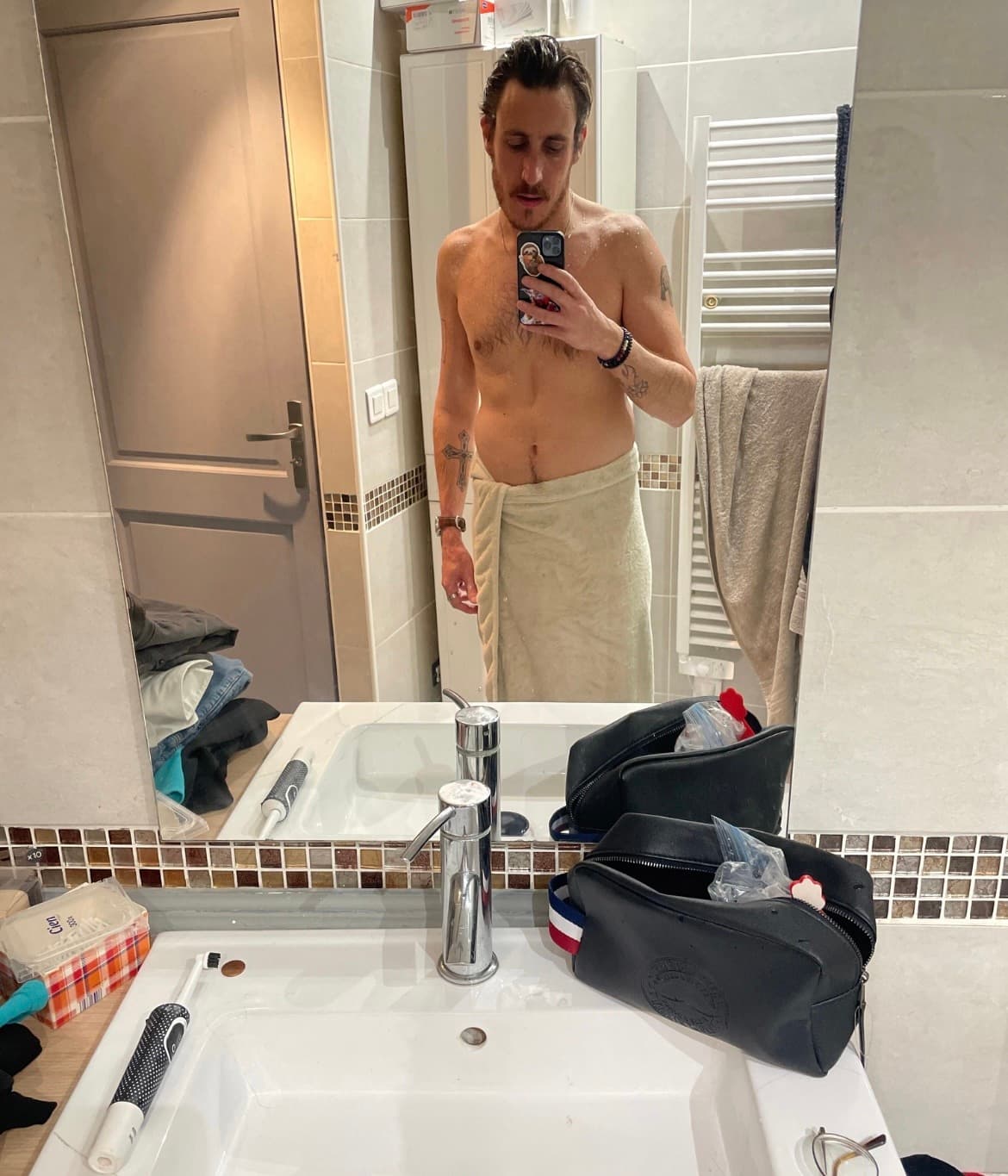 Yaniss - Rencontre Asiatique à Vilars NE Profil de Yaniss, 40 ans, Rencontre Asiatique à Vilars NE (Neuchâtel)