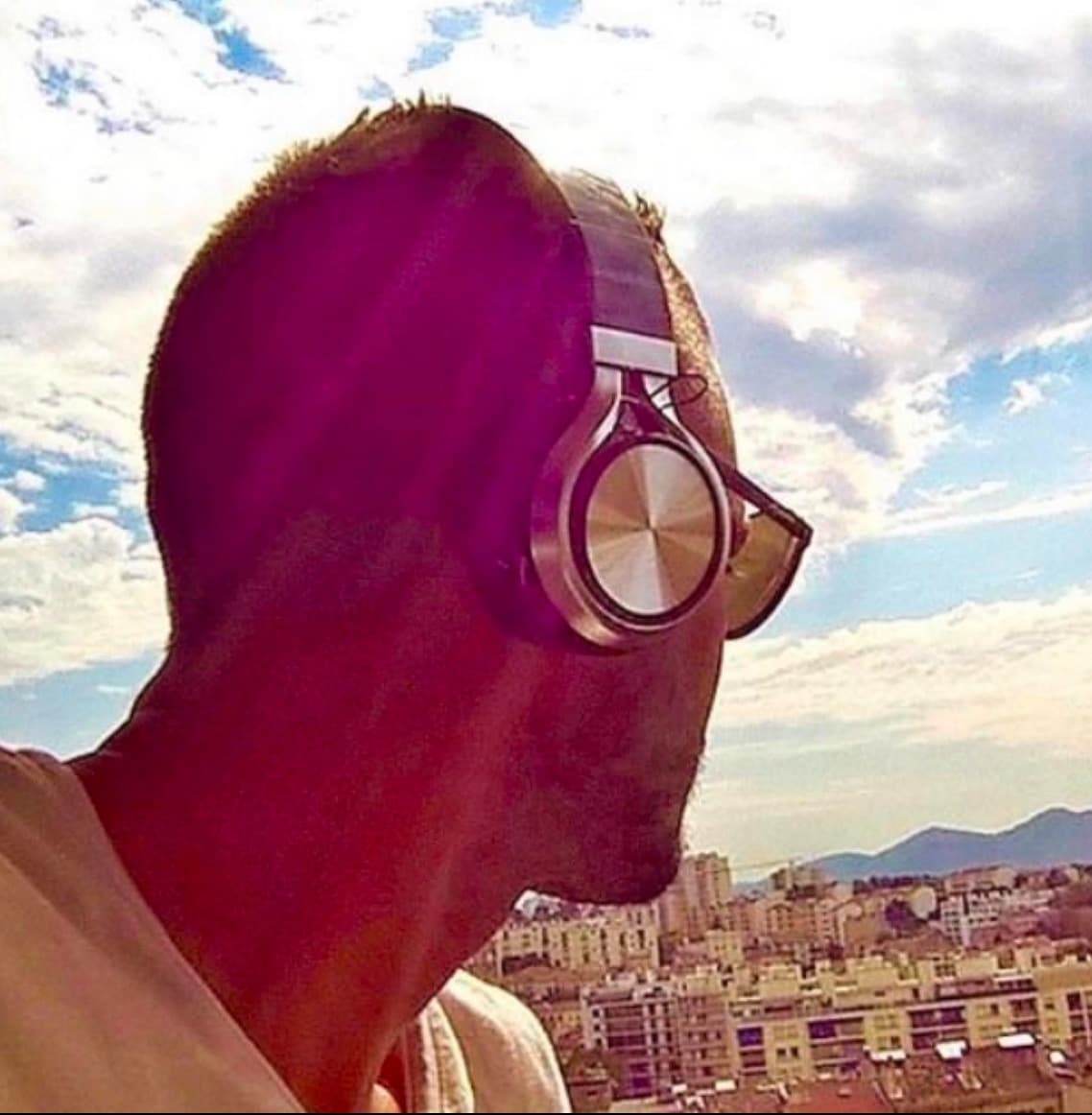 Johan - Rencontre Asiatique à Hüniken Profil de Johan, 42 ans, Rencontre Asiatique à Hüniken (Soleure)