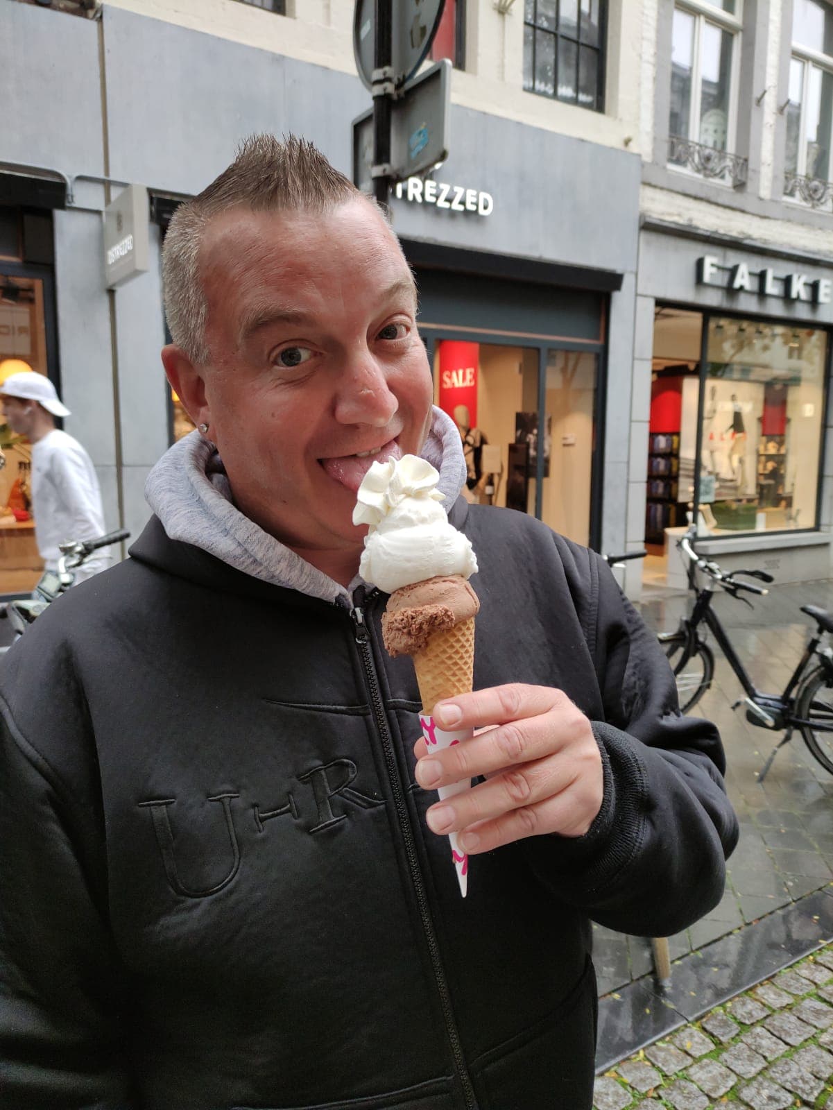 Elly - Rencontre Asiatique à Meiringen Profil de Elly, 37 ans, Rencontre Asiatique à Meiringen (Berne)