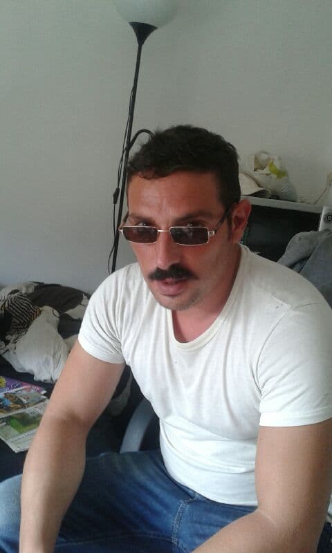 Eren - Rencontre Asiatique à Fresens Profil de Eren, 35 ans, Rencontre Asiatique à Fresens (Neuchâtel)