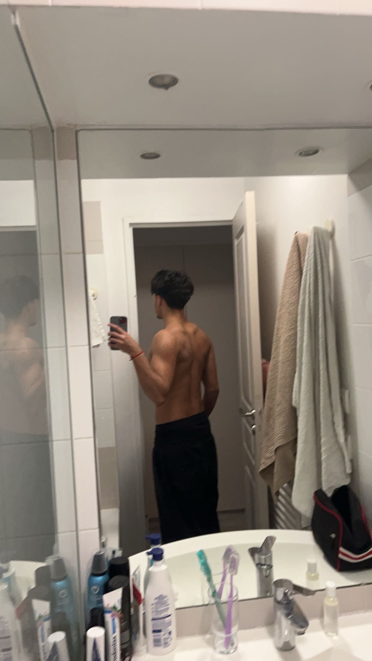 Isaac - Rencontre Asiatique à Römerswil LU Profil de Isaac, 40 ans, Rencontre Asiatique à Römerswil LU (Lucerne)