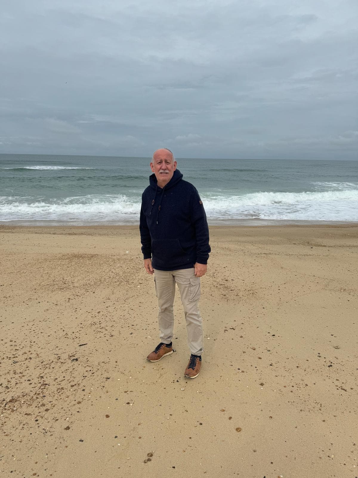 Jarod - Rencontre Asiatique à Hünenberg Profil de Jarod, 25 ans, Rencontre Asiatique à Hünenberg (Zoug)