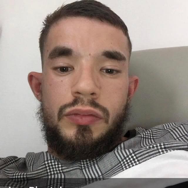 Balthazar - Rencontre Asiatique à Blatten (Lötschen) Profil de Balthazar, 24 ans, Rencontre Asiatique à Blatten (Lötschen) (Valais)