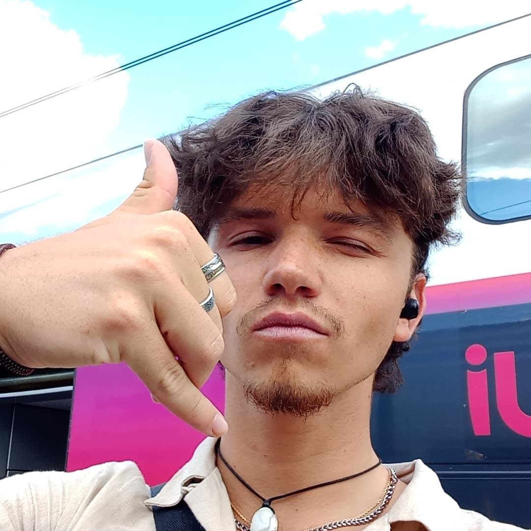 Vincenzo - Rencontre Asiatique à Belalp Profil de Vincenzo, 28 ans, Rencontre Asiatique à Belalp (Valais)