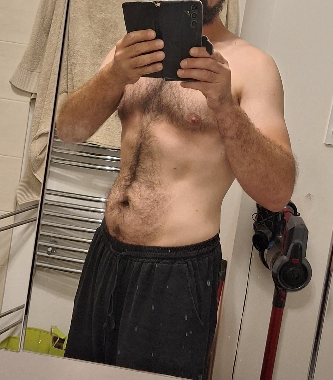 Sohan - Rencontre Asiatique à Büttenhardt Profil de Sohan, 24 ans, Rencontre Asiatique à Büttenhardt (Schaffhouse)