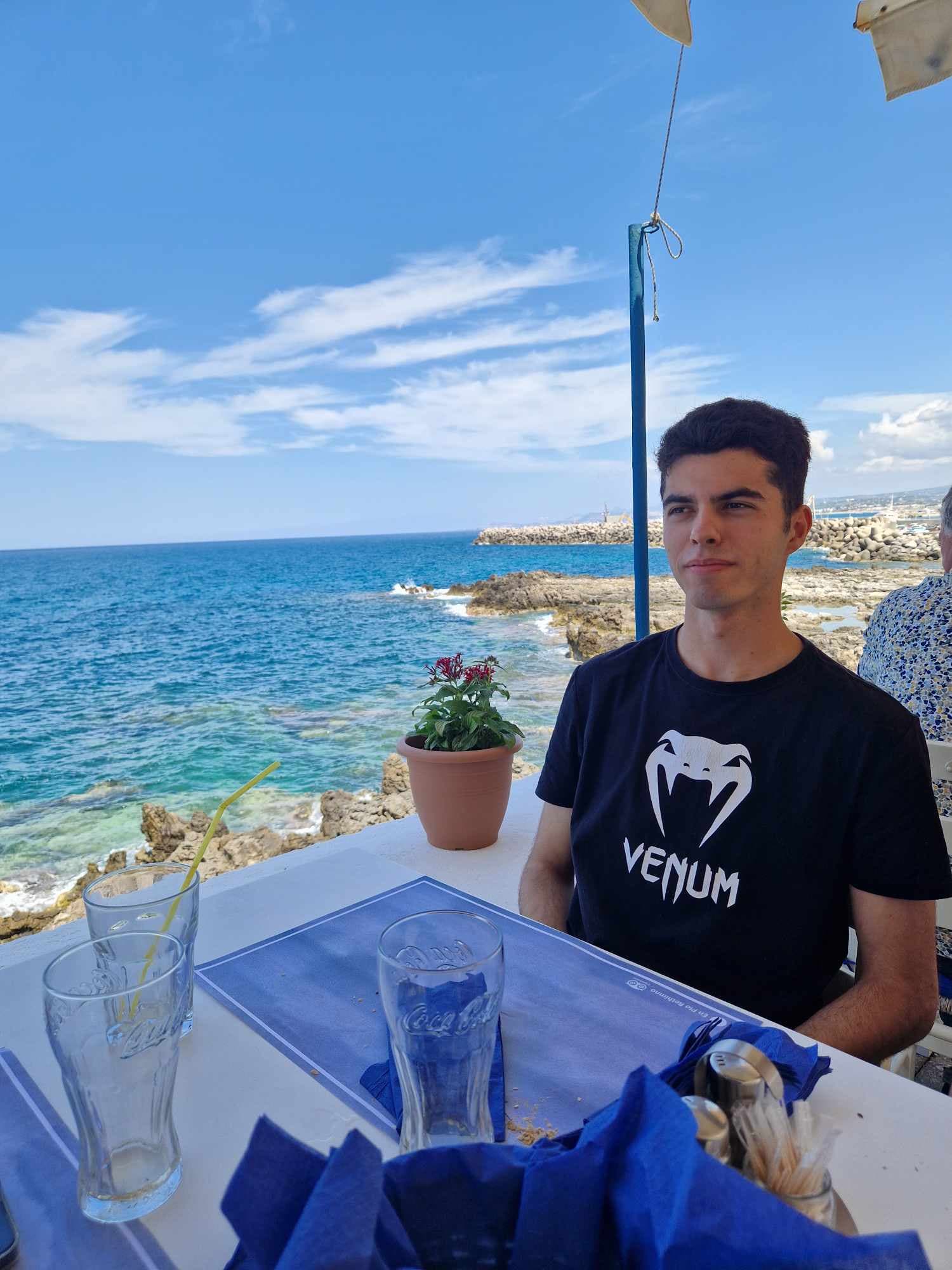 Alassane - Rencontre Asiatique à Blatten (Lötschen) Profil de Alassane, 34 ans, Rencontre Asiatique à Blatten (Lötschen) (Valais)