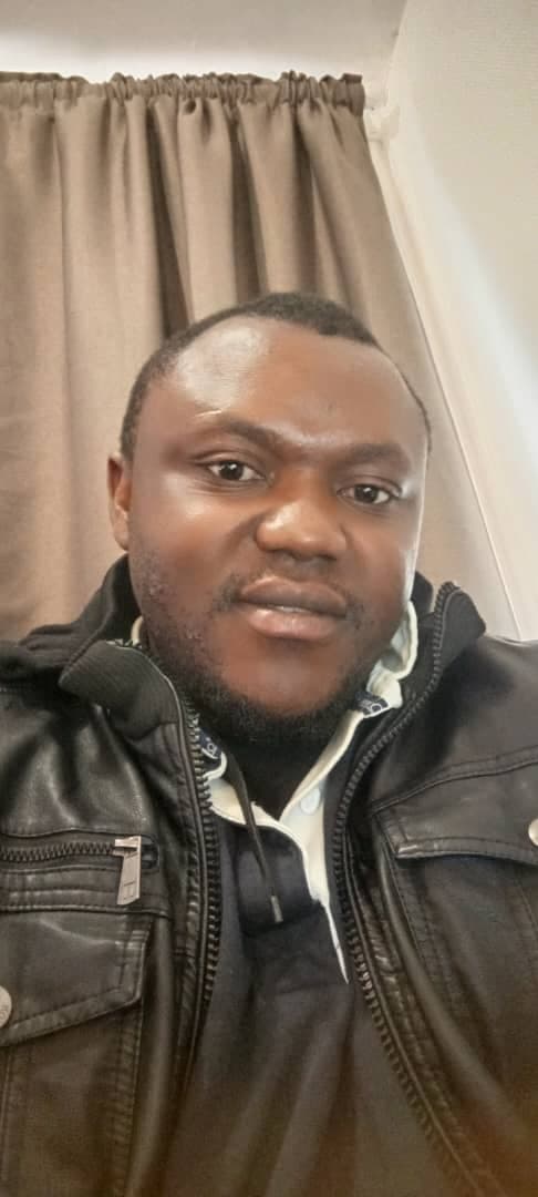 Lonny - Rencontre Asiatique à Wald AR Profil de Lonny, 45 ans, Rencontre Asiatique à Wald AR (Appenzell Rhodes-Extérieures)