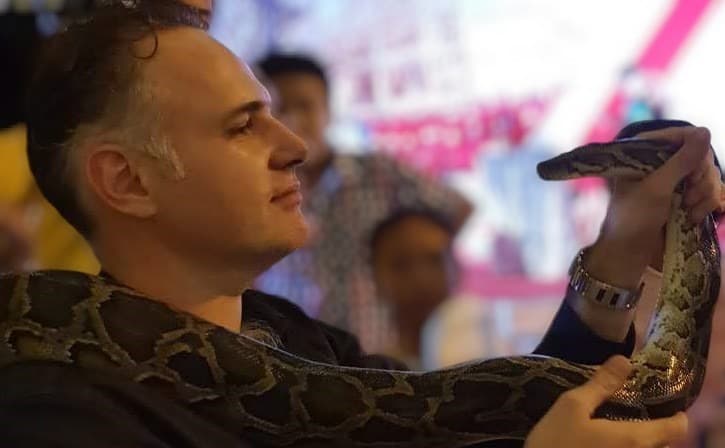 Akram - Rencontre Asiatique à St-Léonard Profil de Akram, 37 ans, Rencontre Asiatique à St-Léonard (Valais)