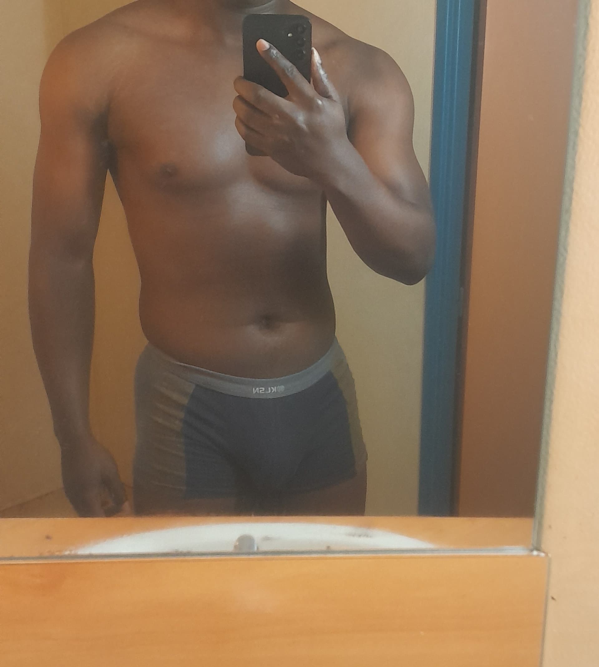 Milhan - Rencontre Asiatique à Oberbütschel Profil de Milhan, 26 ans, Rencontre Asiatique à Oberbütschel (Berne)