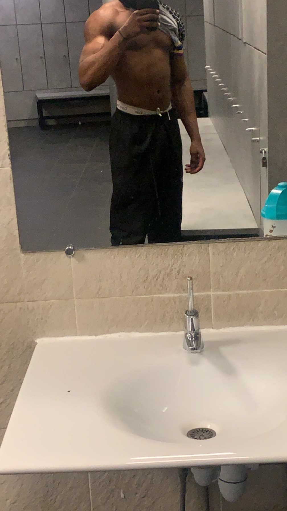 Maël - Rencontre Asiatique à Preonzo Profil de Maël, 38 ans, Rencontre Asiatique à Preonzo (Tessin)